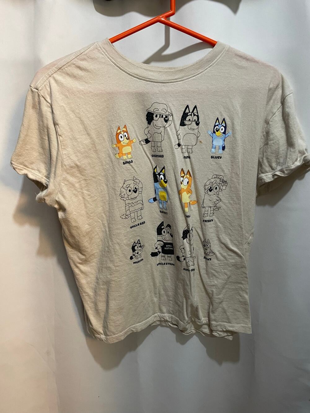 Bluey show large t shirt like new